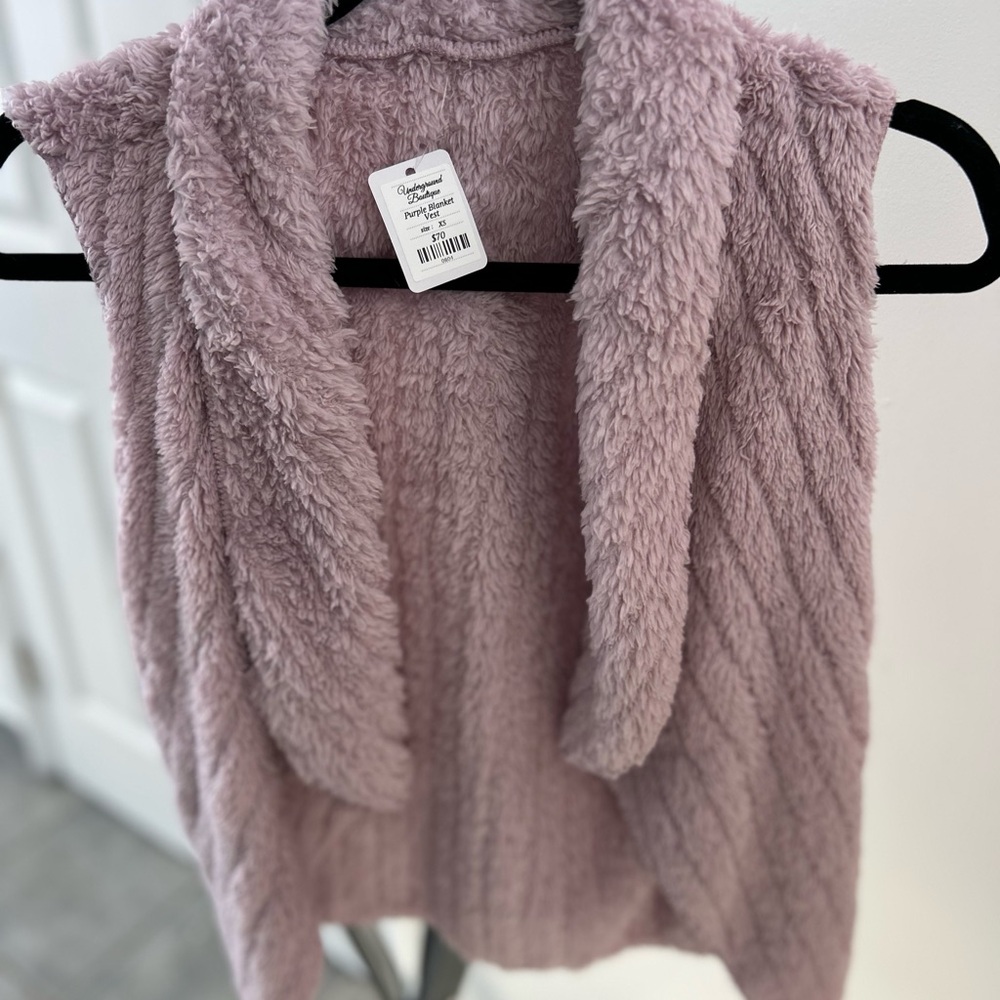 Private Label Pink Fuzzy Vest